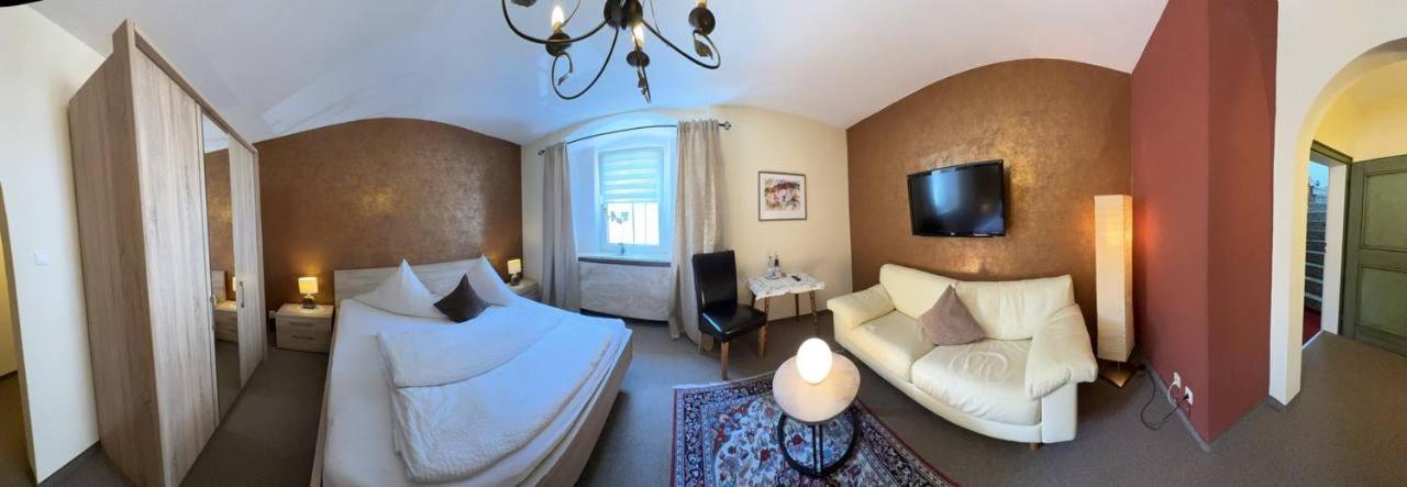 Hotel Zrenner Waldsassen Eksteriør bilde